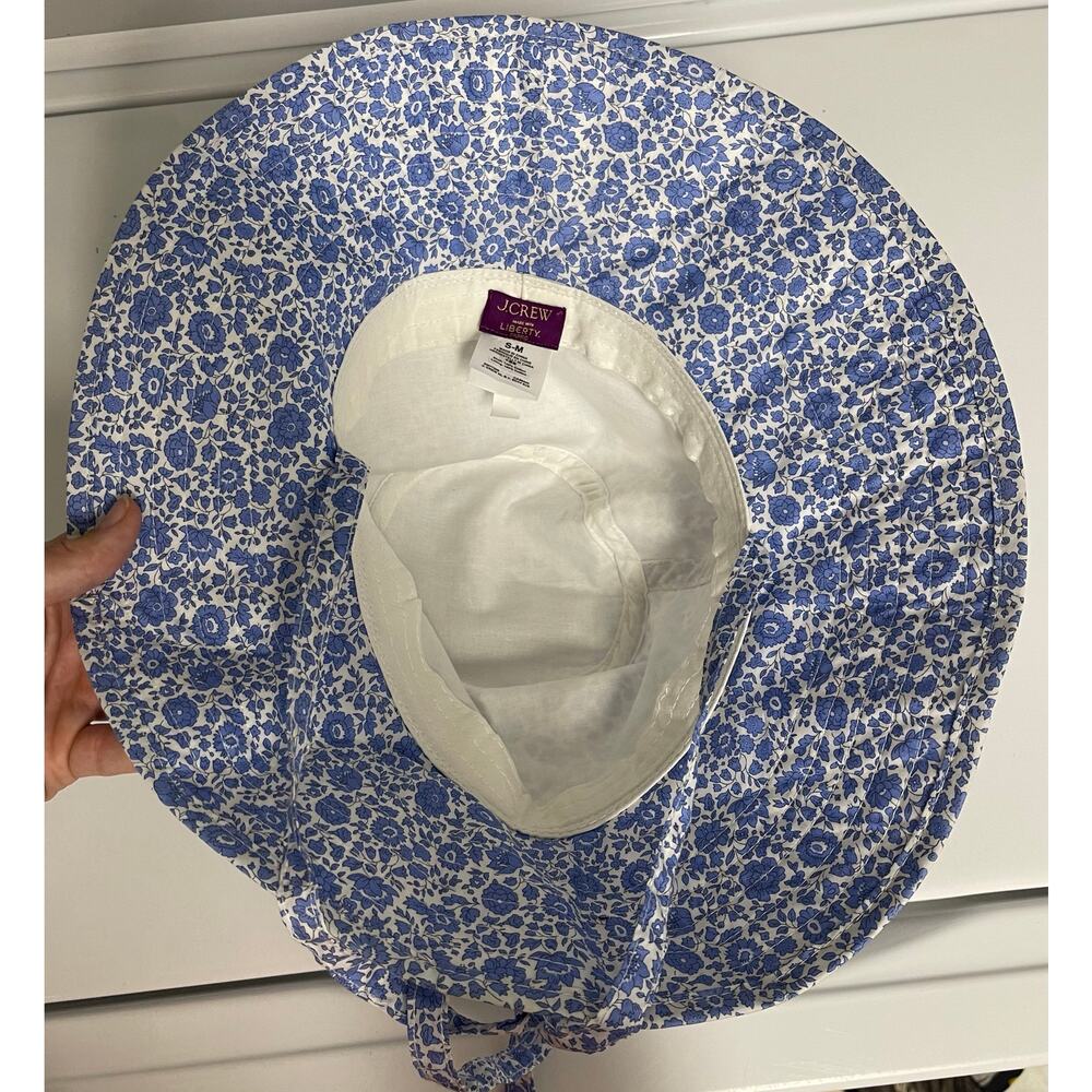 J. Crew Canvas bucket hat with ties in Liberty fabrics blue floral S/M ditsy - Picture 3 of 5